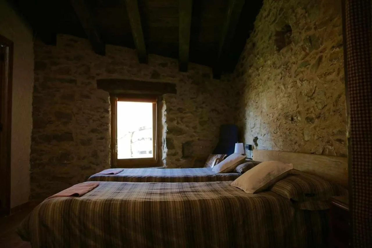 Country house La Cabanya De Can Planes Un Petit Gran Espai Rocabruna Spain